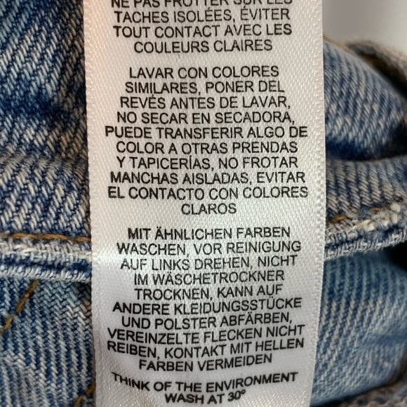 Top Shop A Line Ripped Denim Shorts - Medium Wash Blue - size 2 - Picture 5 of 5